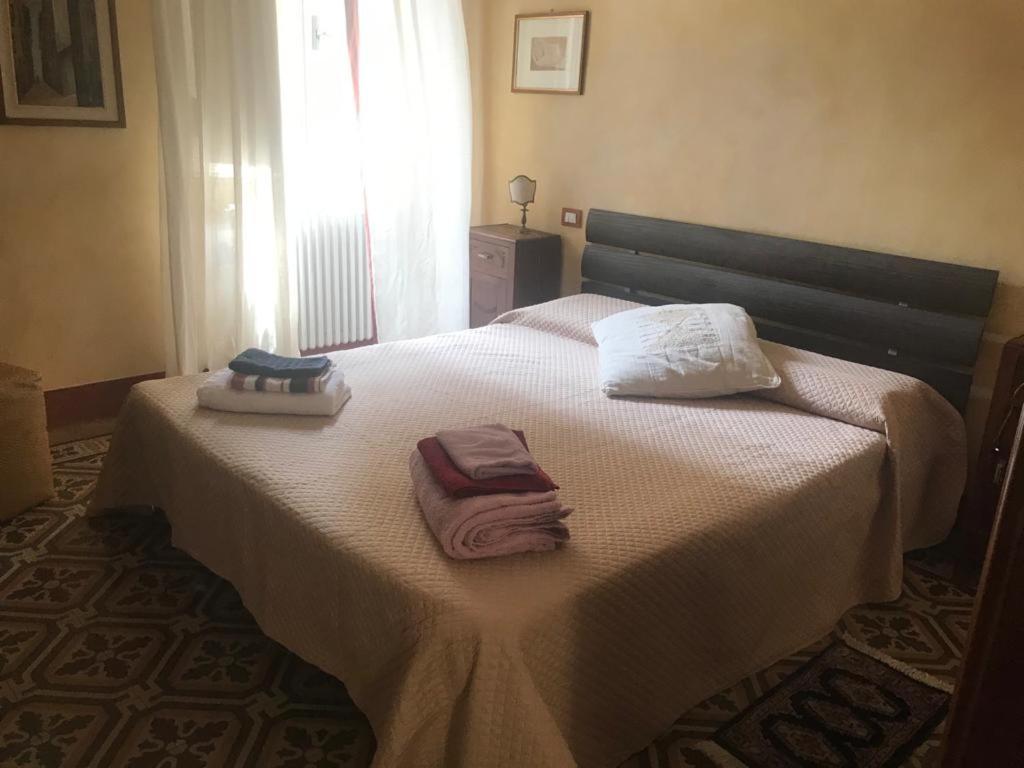 Boccherini'S Home Ad Un Passo Dal Duomo Di Lucca Ngoại thất bức ảnh